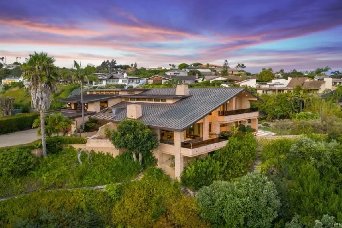 Krista Heron's La Jolla home, where she makes glass art, has been added to the San Diego Coastal Art Studios Tour this year.