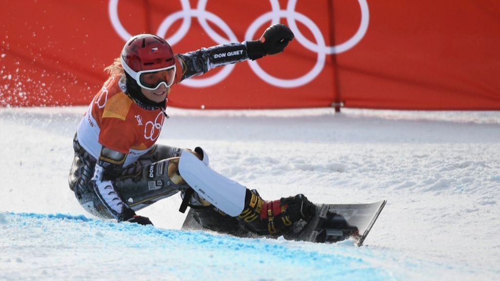 Jachtluipaard Kosciuszko met de klok mee Column: Ester Ledecka pulls off an unprecedented double gold with victory  in snowboard parallel giant slalom - Los Angeles Times