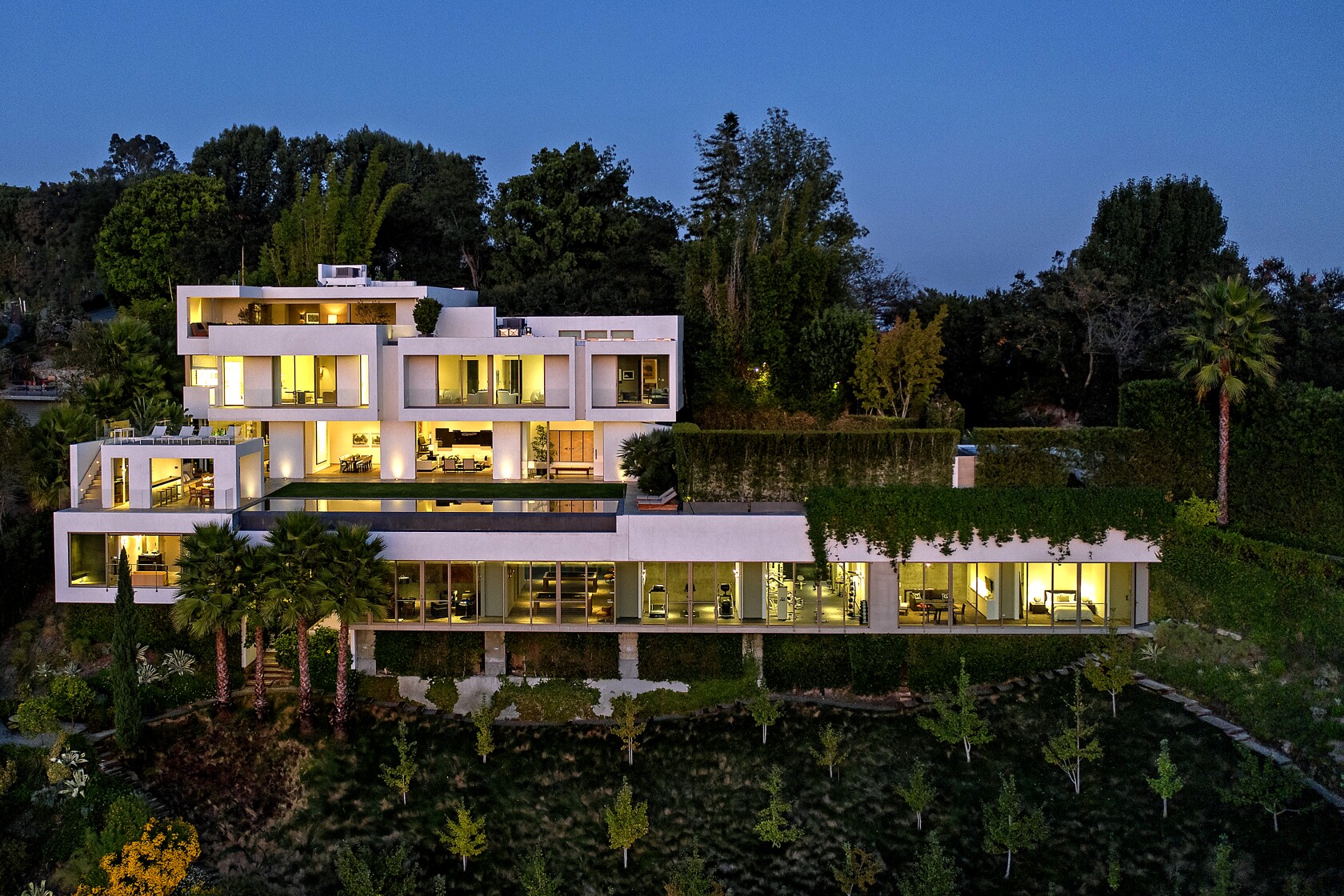 Bel Air Home And Car Insurance Home of the Week: Bel-Air contemporary can handle a party crowd - Los