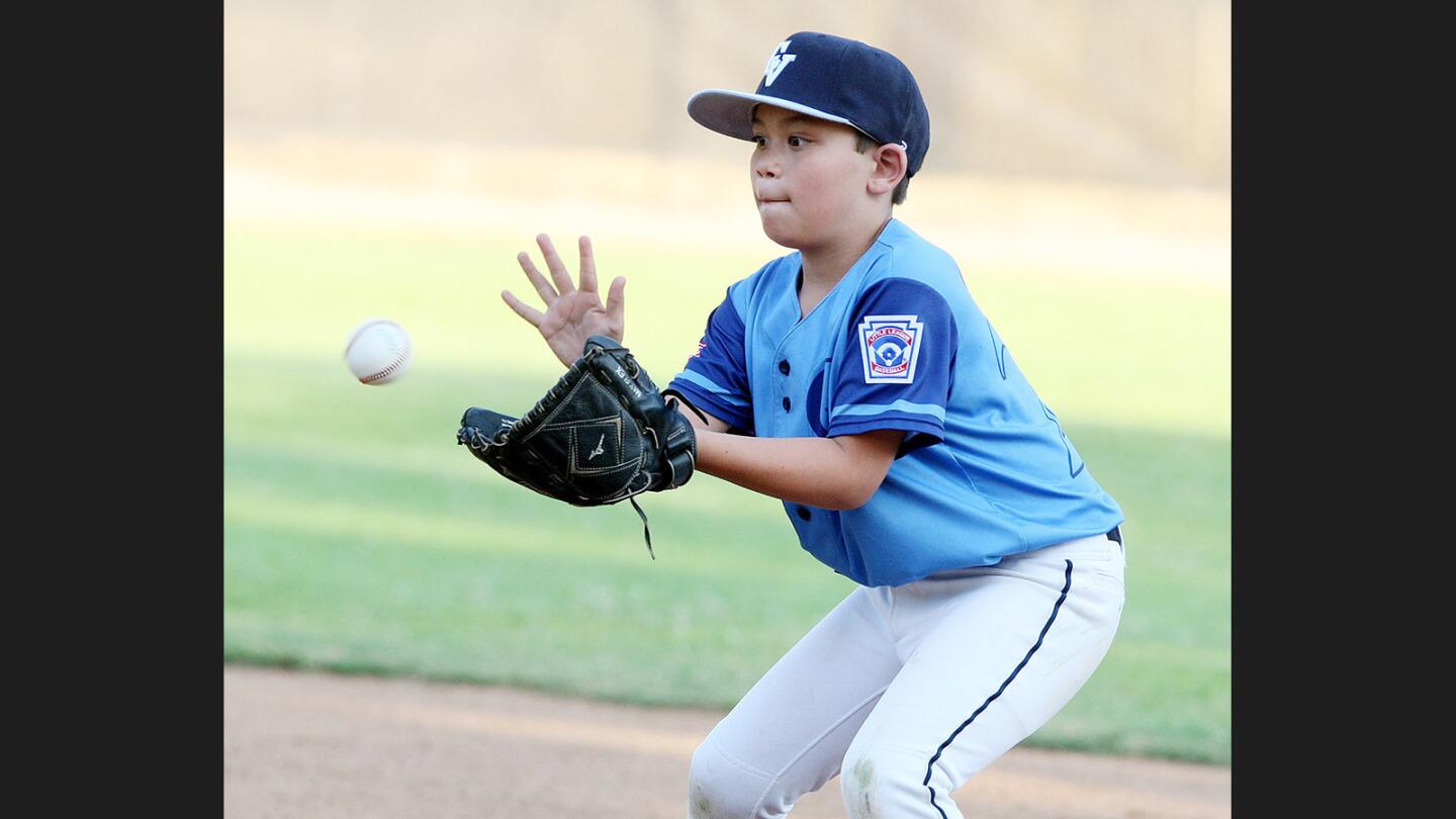 Photo Gallery: Crescenta Valley wins 9-10 minor Little League District 16 championship against Burbank