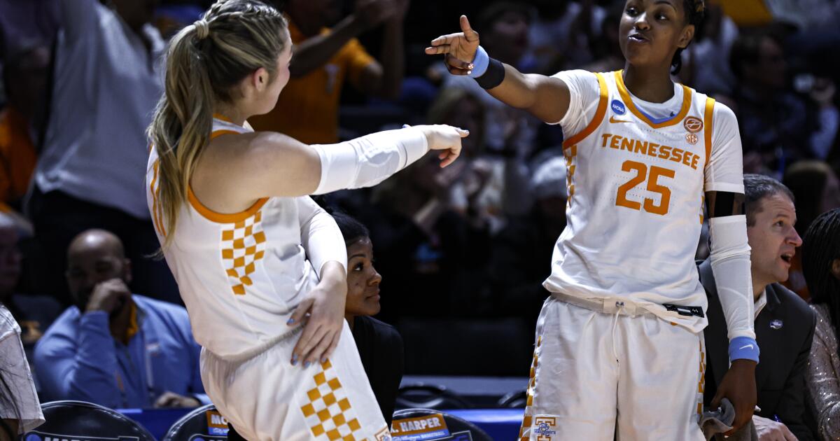 LOOK: Vols Release New 'Tennessee Classic' Basketball Uniforms