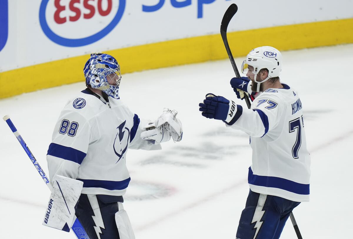 Maple Leafs oust Lightning for first playoff series win since 2004