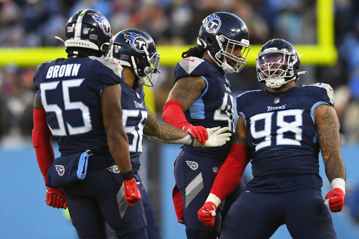 No contract talk as Titans lineman Jeffery Simmons works - The San Diego  Union-Tribune