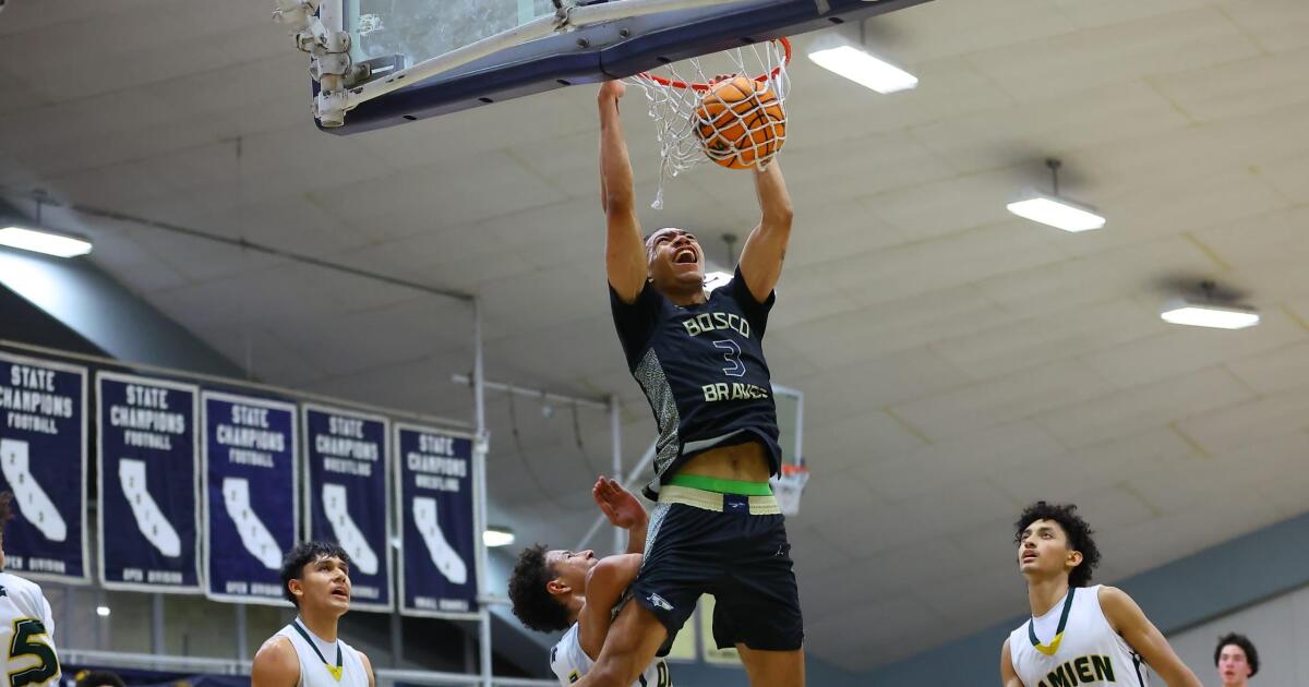 克里斯蒂安·柯林斯 (Christian Collins) 荣获圣约翰博斯科锦标赛 MVP