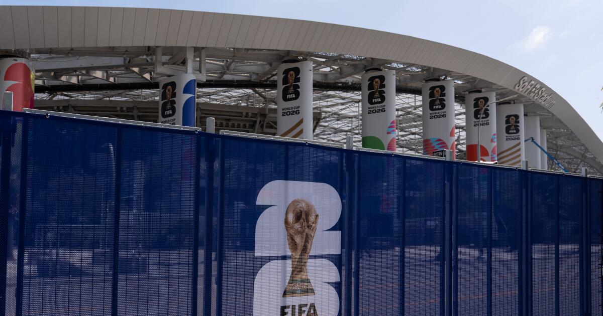 Grève des travailleurs du stade SoFi et arrêt de la grève pendant la Coupe du monde