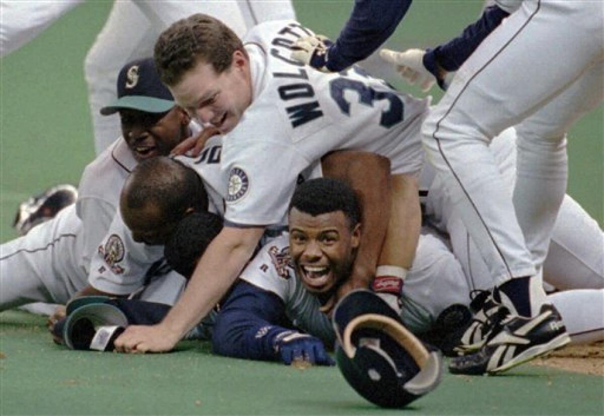 The Skanner News - Ken Griffey Jr. Retiring at Age 40