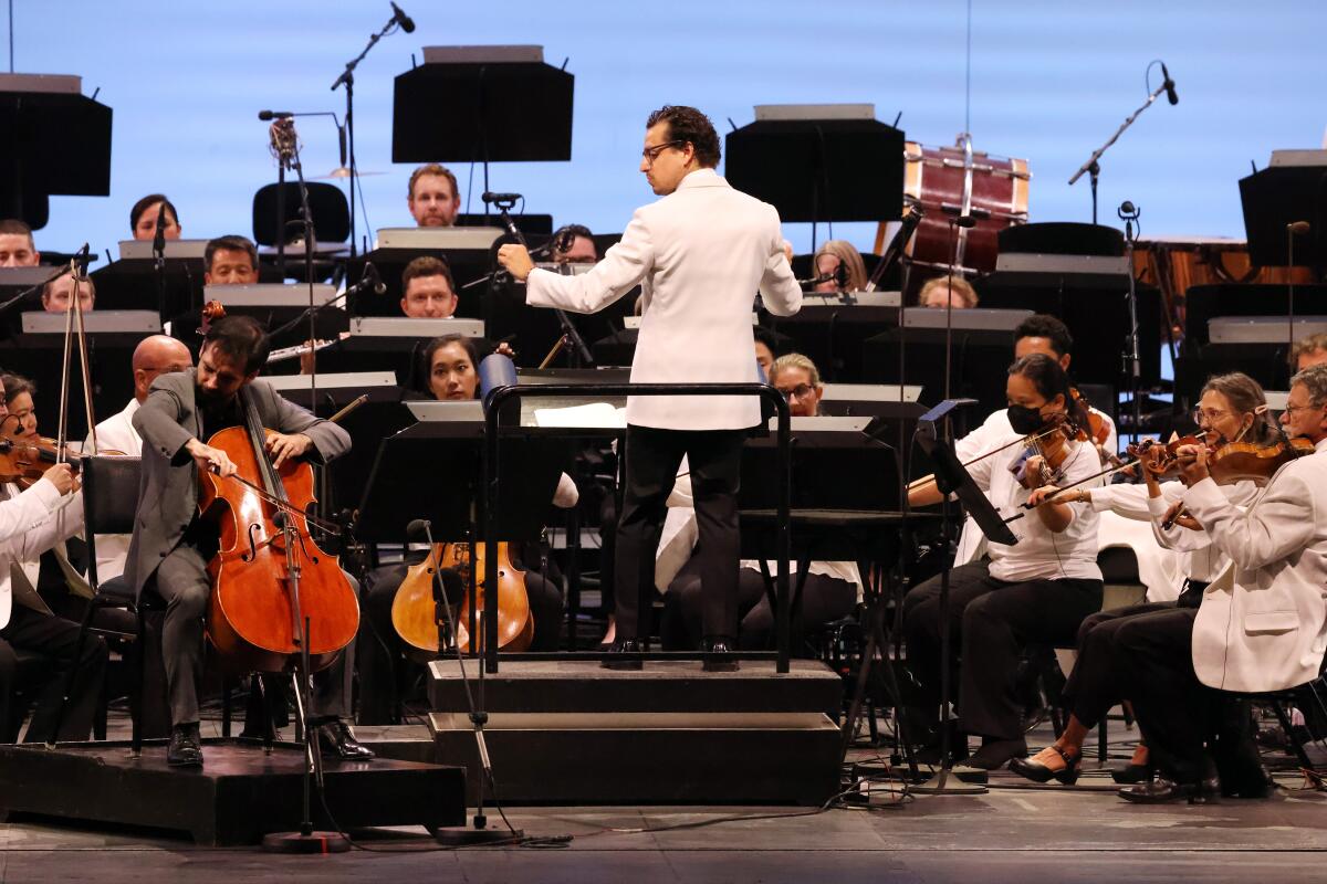 SAINT-SAËNS, Camille  Orquestra Filarmônica de Minas Gerais