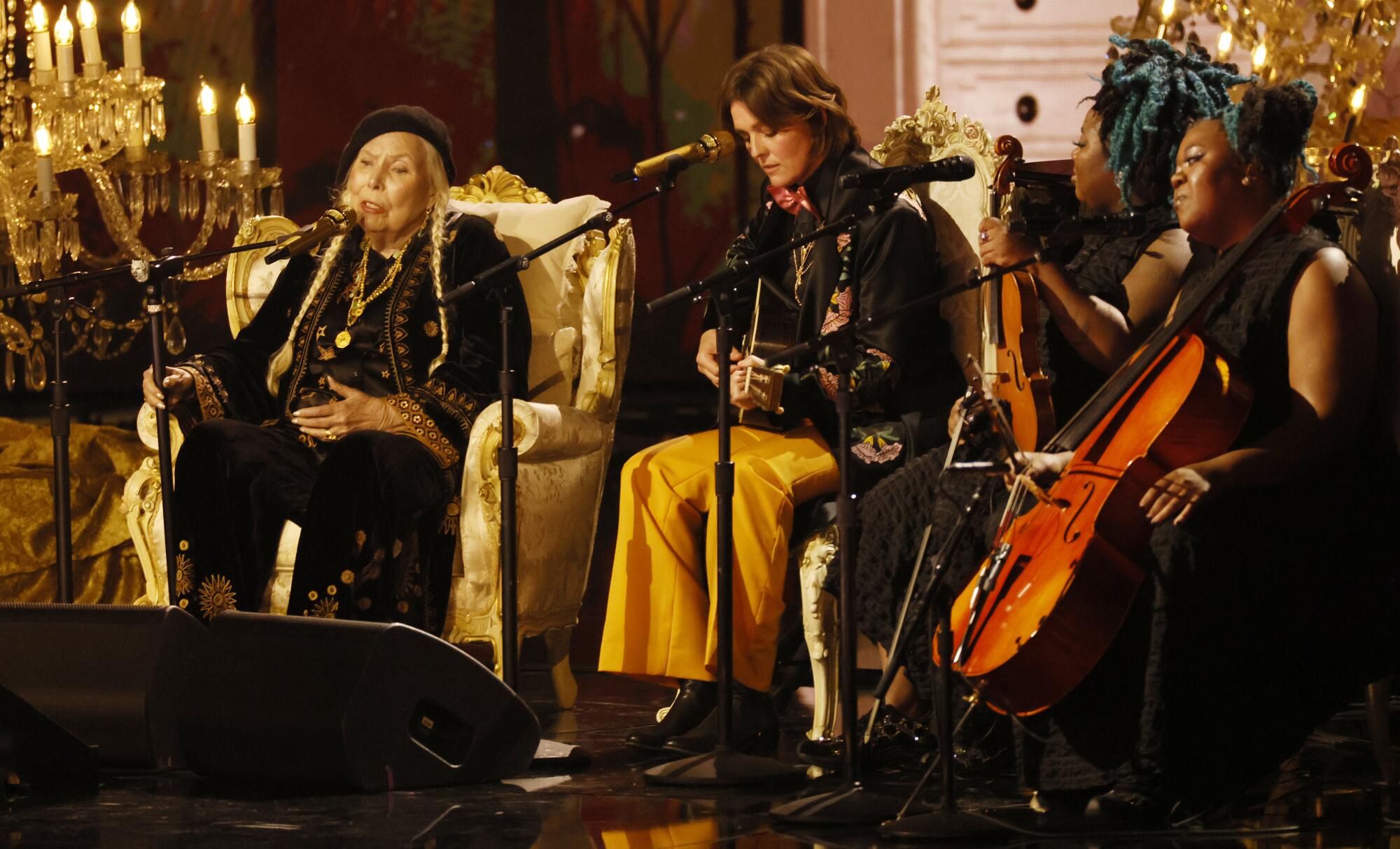 Joni Mitchell and friends perform "Both Sides Now" at the 66th Grammy Awards.
