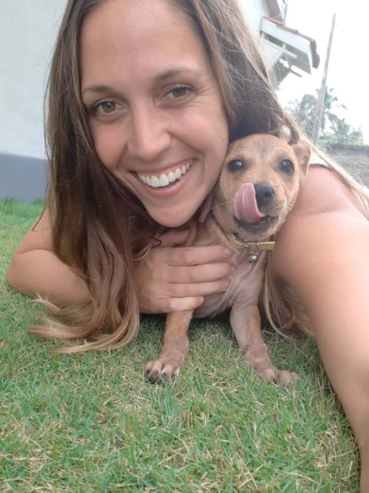Liz Bridges of Pasadena and her new pup, Ruby, in Sri Lanka