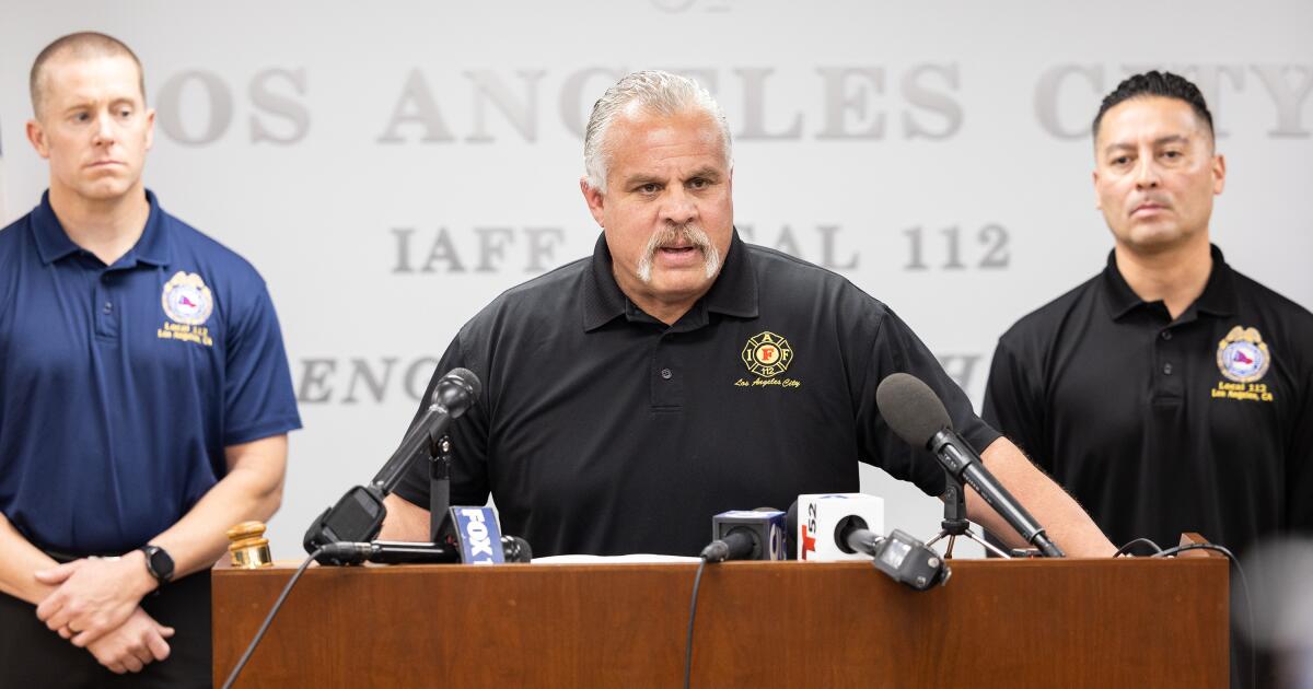 A Times investigation: LAFD union head made $540,000 in a year, with huge overtime payouts