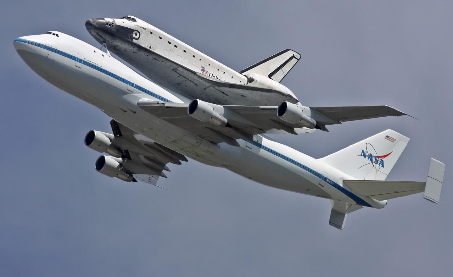 Photo Gallery: Space shuttle passes overhead