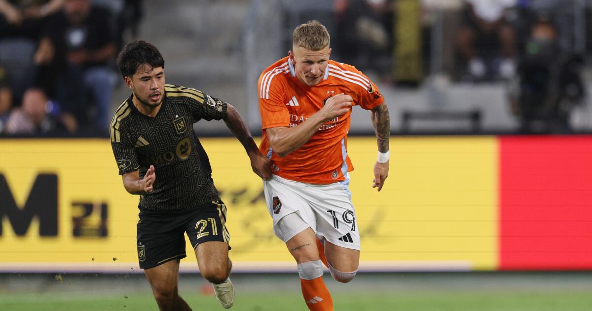 LAFC can’t stop Jack McGlynn, Mateusz Bogusz in loss to Houston LAFC can’t stop Jack McGlynn, Mateusz Bogusz in loss to Houston