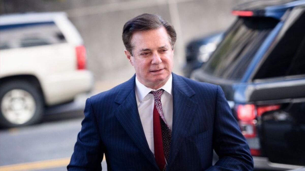 Paul Manafort arrives for a court hearing in 2018.
