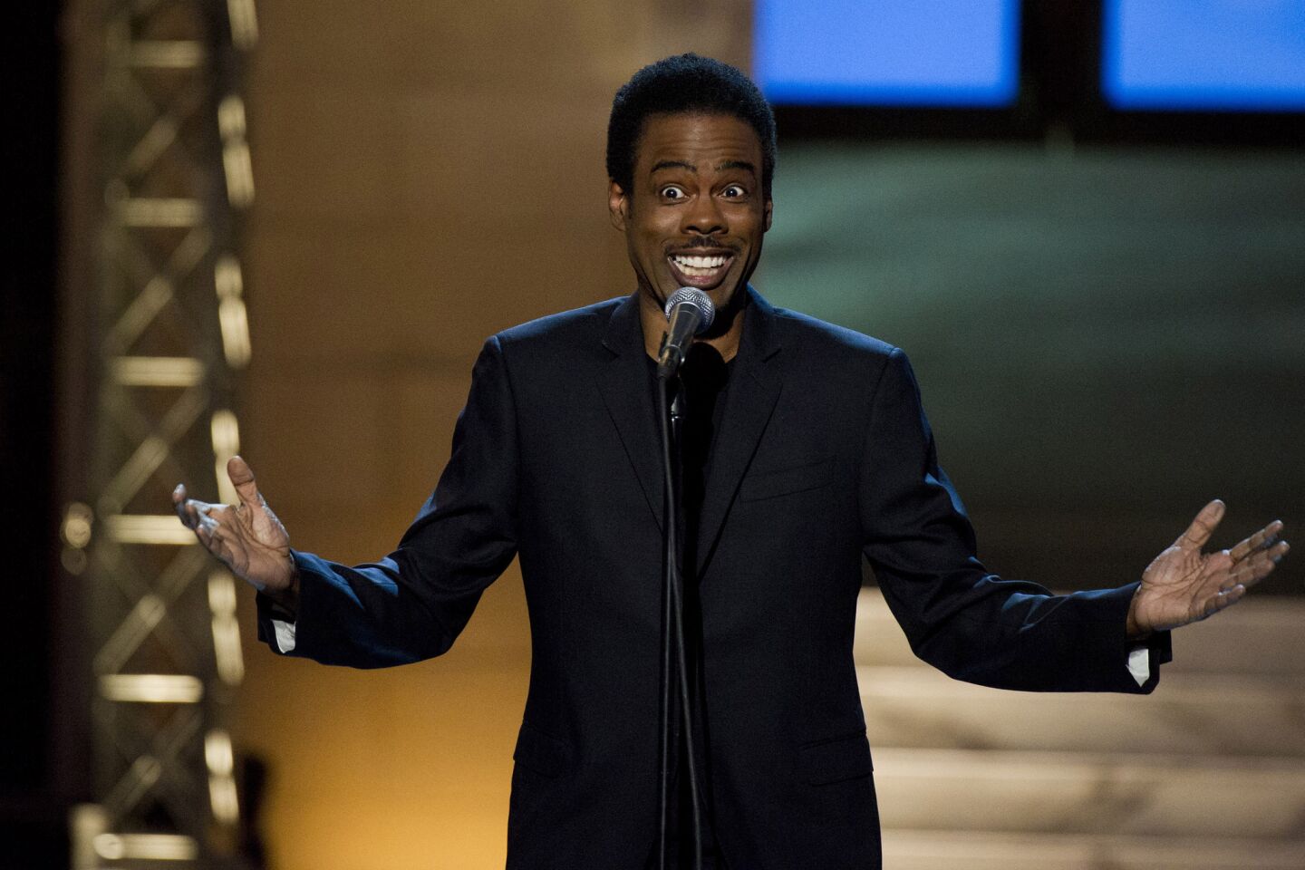 @chrisrock Now my name is Mca I've got a license to kill I think you know what time it is it's time to get ill. Now what do have ...http://say.ly/iKm3eCI