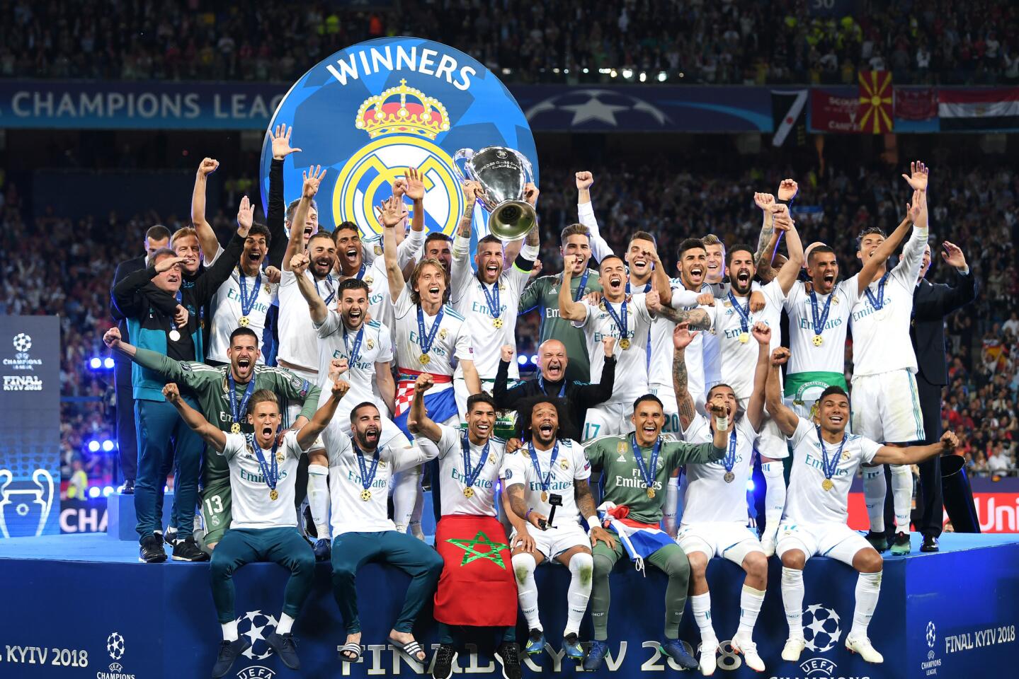 KIEV, UKRAINE - MAY 26: Sergio Ramos of Real Madrid lifts The UEFA Champions League trophy following their side's victory in the UEFA Champions League Final between Real Madrid and Liverpool at NSC Olimpiyskiy Stadium on May 26, 2018 in Kiev, Ukraine. (Photo by Shaun Botterill/Getty Images) ** OUTS - ELSENT, FPG, CM - OUTS * NM, PH, VA if sourced by CT, LA or MoD **