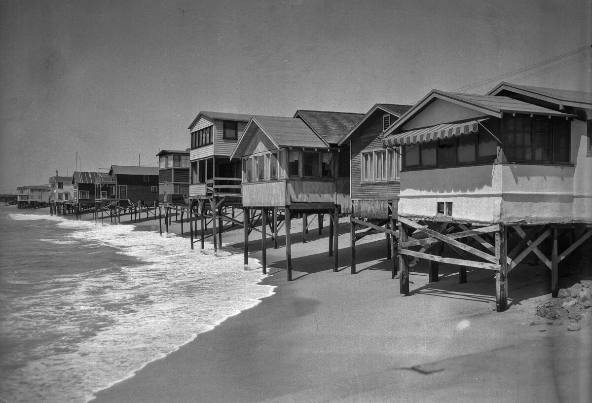 Beach houses in Newport Beach