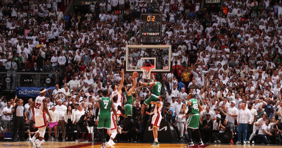 NBA Playoffs 2012: Miami Heat Defeat Boston Celtics, 101-88, In Game 7 Of  East Finals - SB Nation Boston