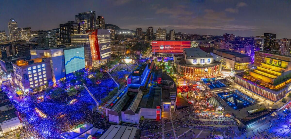 The Montreal Jazz Festival offers free music in the center of the city on six outdoor stages. 