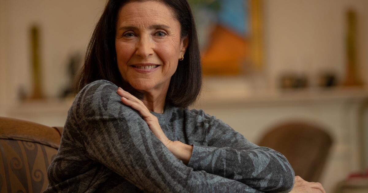 This is me, this is my face': Actress Mimi Rogers on aging naturally, without cosmetic surgery