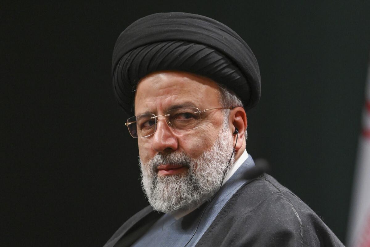 ARCHIVO - El presidente de Irán, Ebrahim Raisi, 