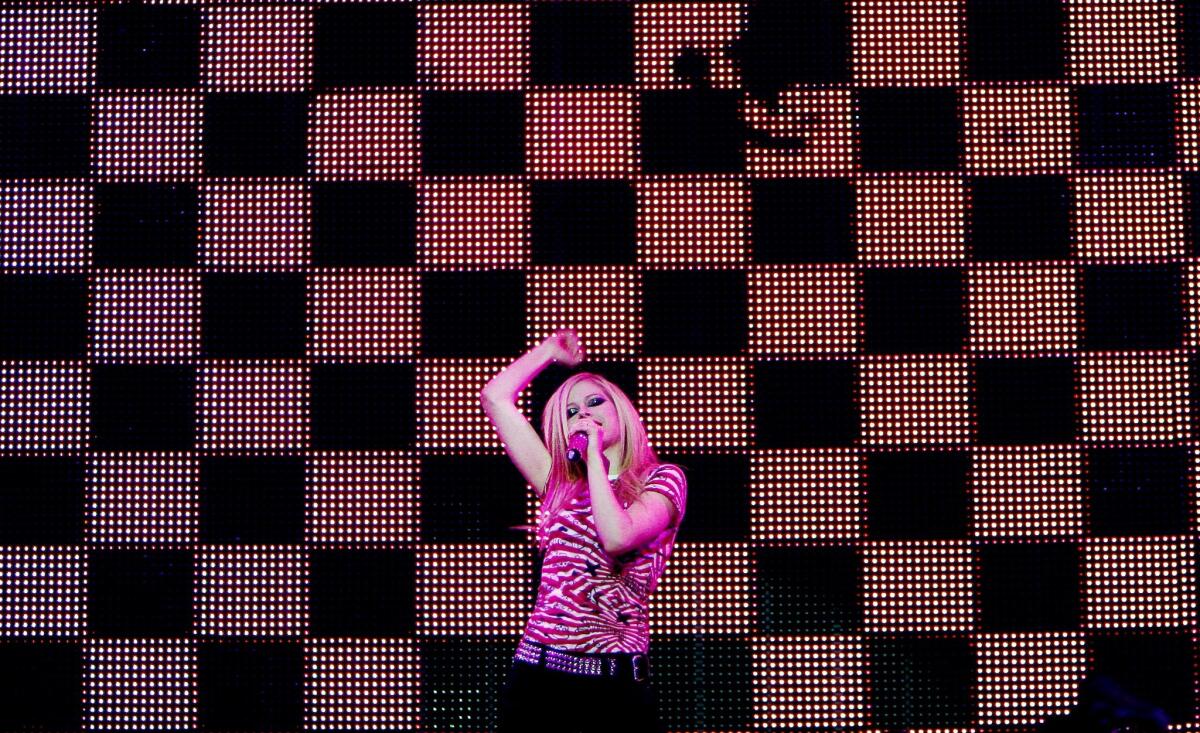 The early '00s gave us so much, one being this "Sk8er Boi" singer, who was basically Britney Spears for those who like their pop stars with an edge (read: a bit more dark eyeliner). Still pluckily insisting on a music career, Lavigne apparently came down from her lofty perch recently and allowed fans in Brazil to take a picture two, maybe three feet away from her for over $350. A little advice? Invest wisely, Avril, that rate isn't going up.