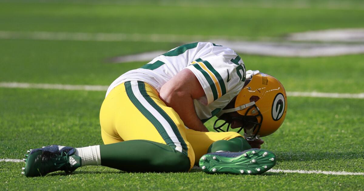 Aaron Rodgers injures ribs in Packers' loss to Eagles - The San Diego  Union-Tribune