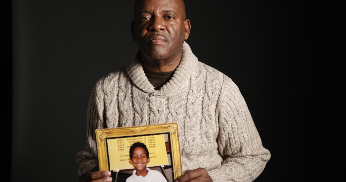 Gun Rip Images They live with the trauma of gun violence, years after shootings. Here ...