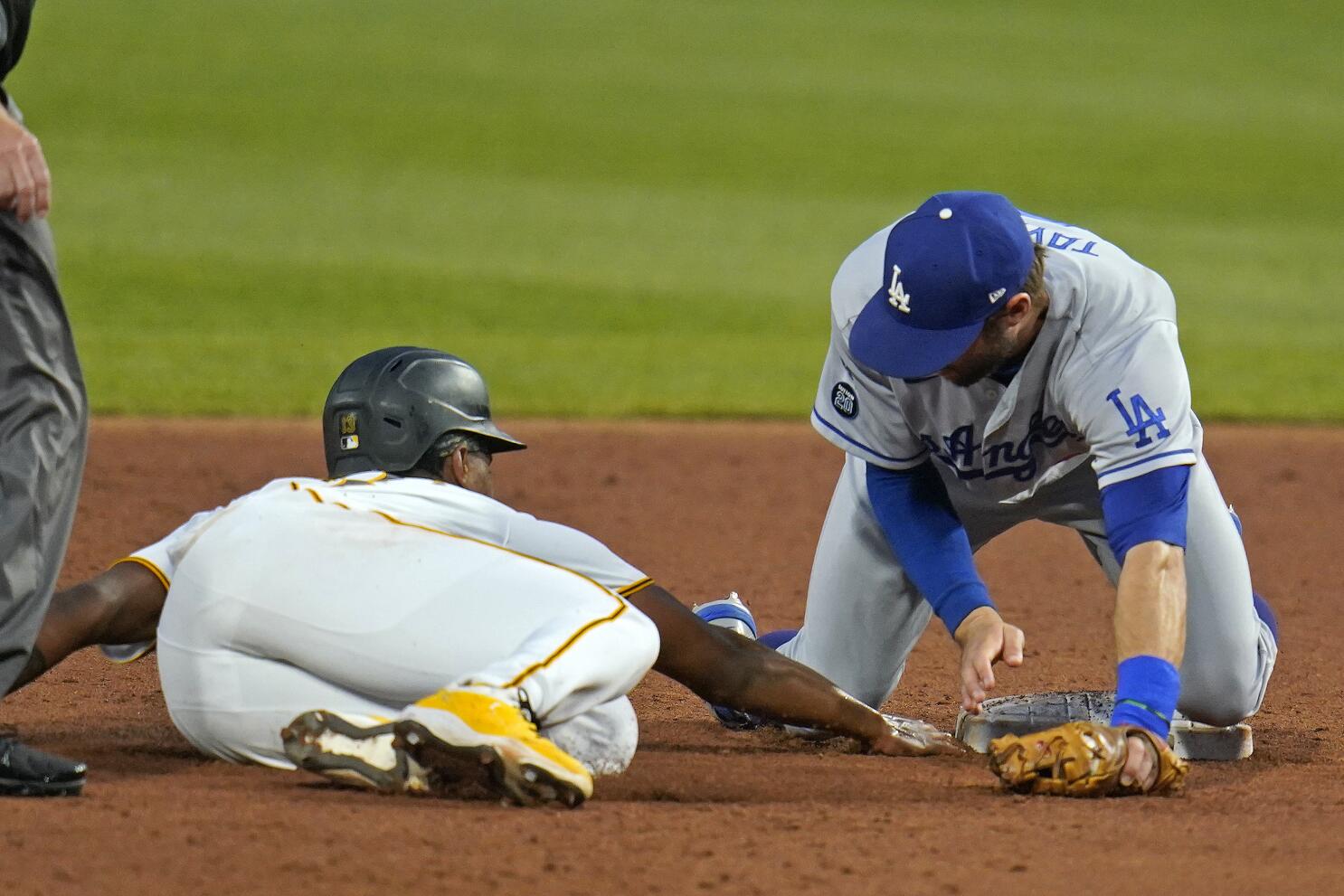 Dodgers lose to Brewers 3-2 after blown call - The San Diego Union-Tribune
