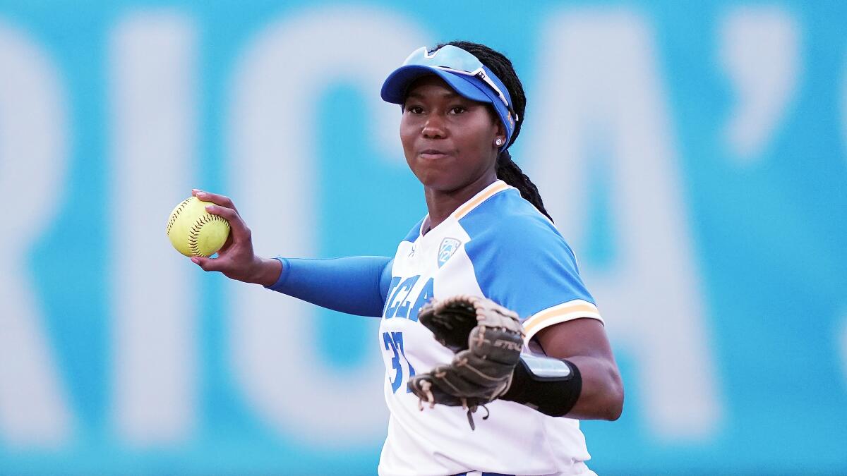 UCLA's Kinsley Washington fields the ball during a game against Alabama on Feb 14 in Clearwater, Fla.