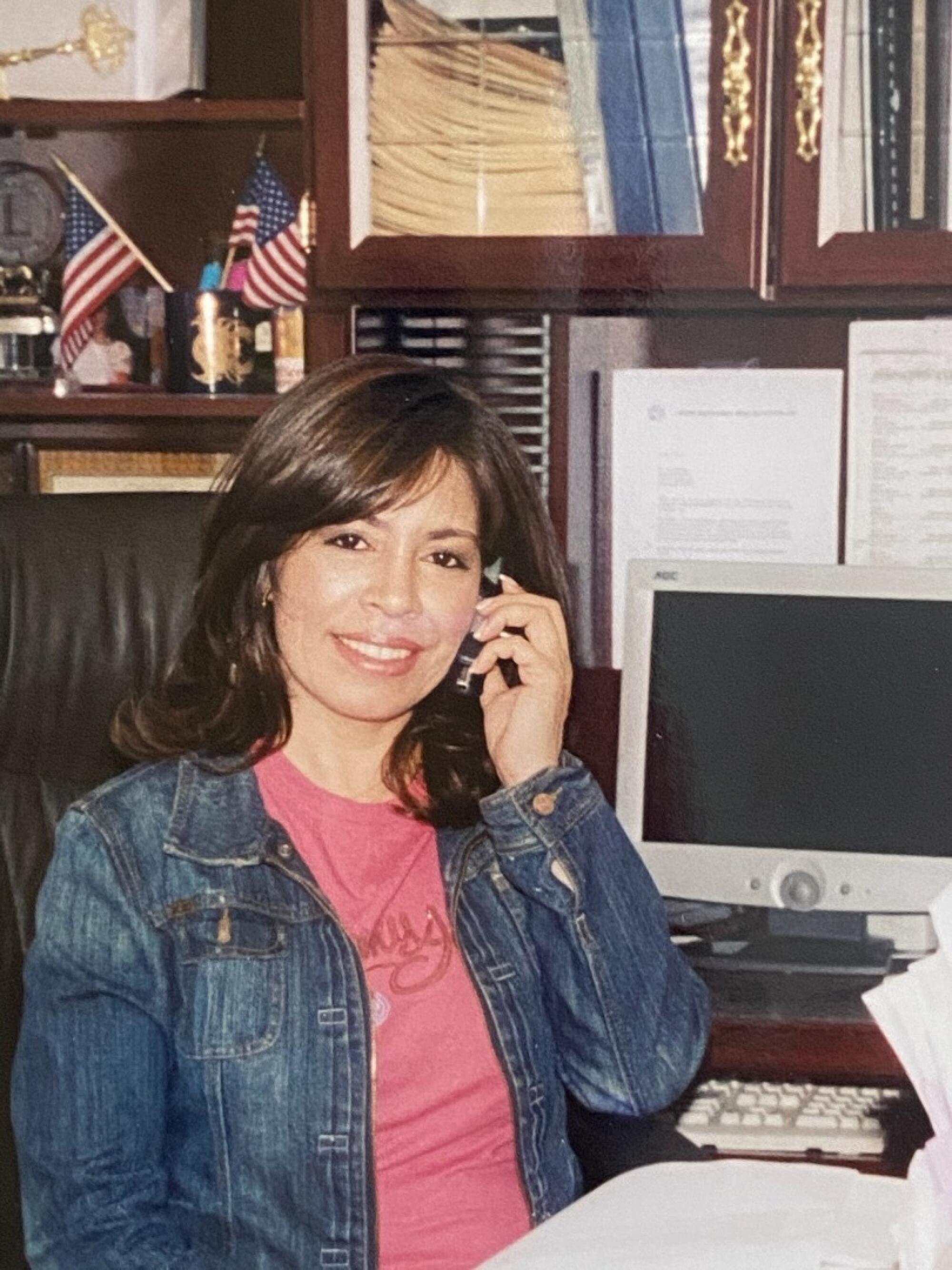 Nora Sandigo at her office in 1990. 