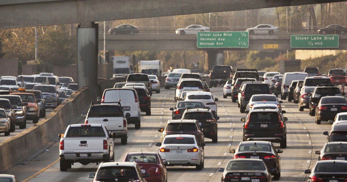 Vehicle emission declines led to fewer deaths, study finds