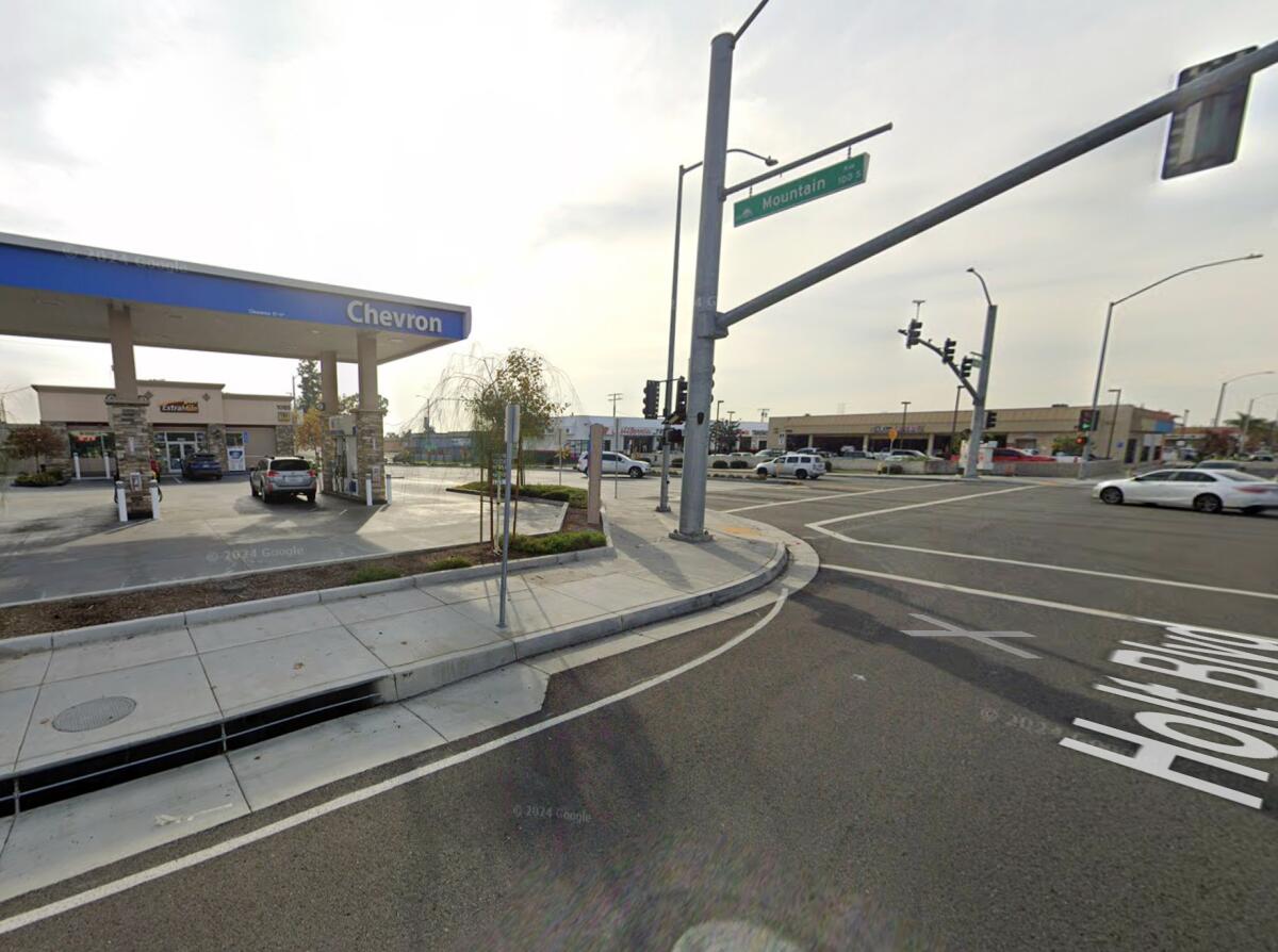 A gasoline station at an intersection