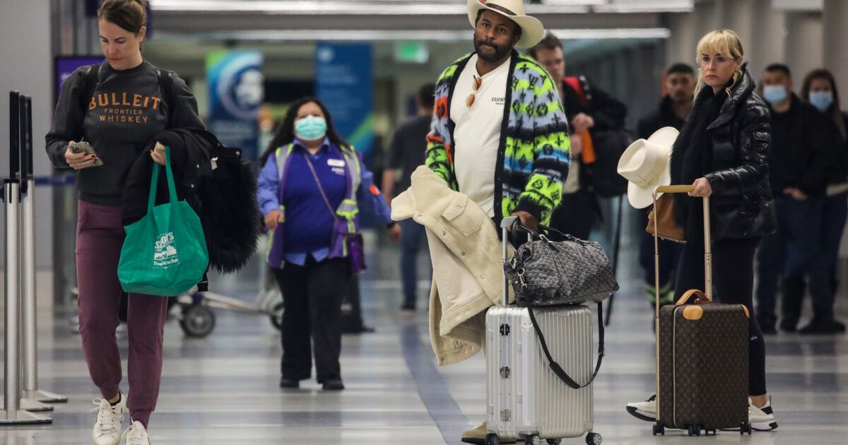 LAX expected to have one of its busiest days since start of the pandemic