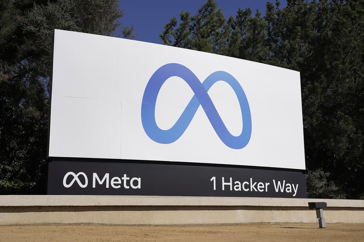 Meta now has an AI chatbot. AI influence ramps up in social media ...