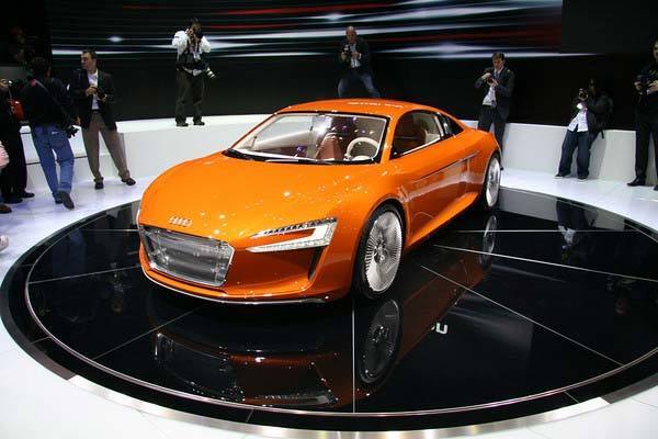 2010 Audi E-tron Concept