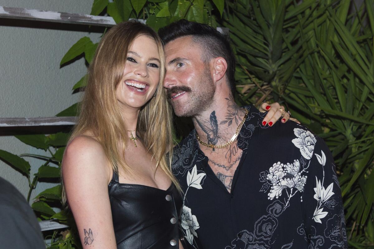 adam levine behati prinsloo beach