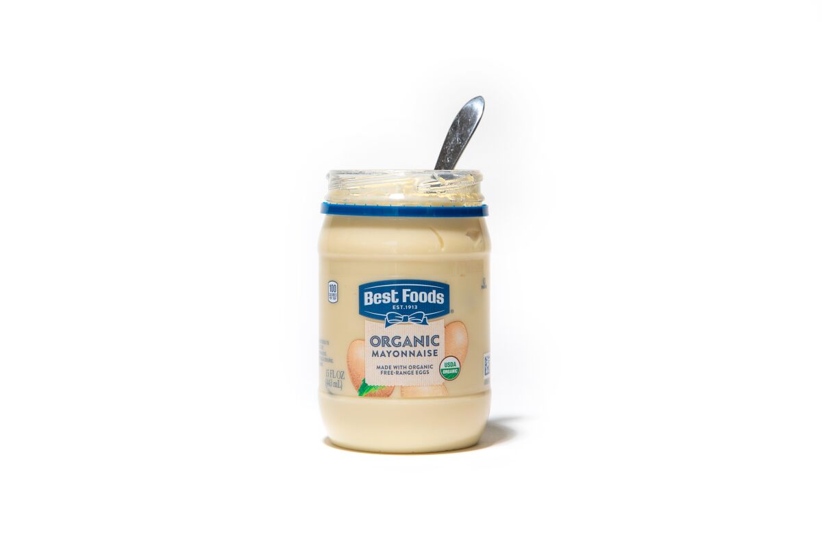 A jar of Best Foods' Organic Mayonnaise.