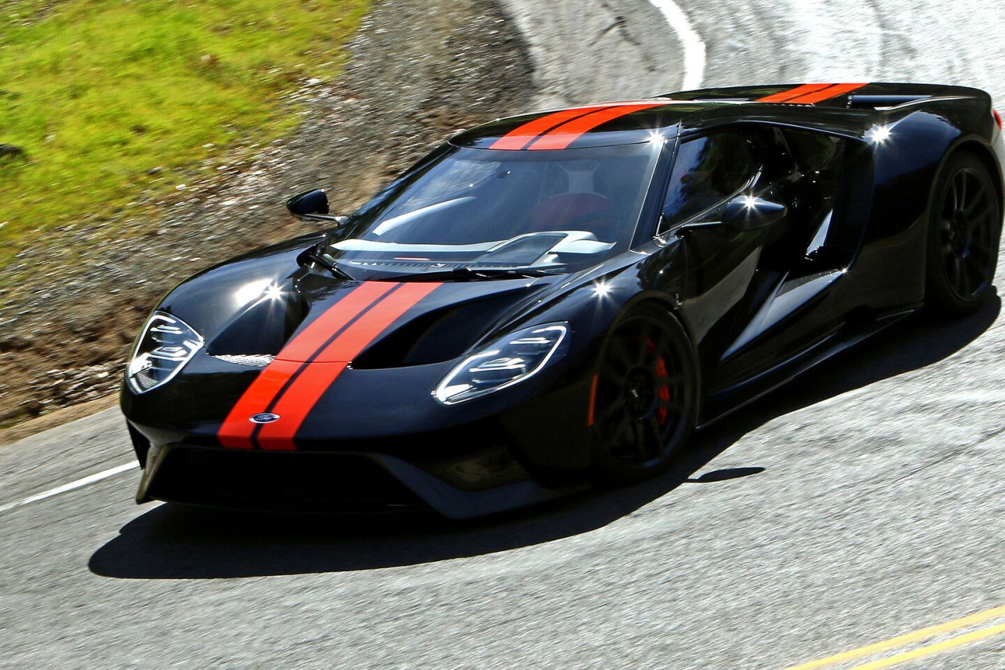 Ford GT: American supercar splendor only $450,000 - Angeles Times