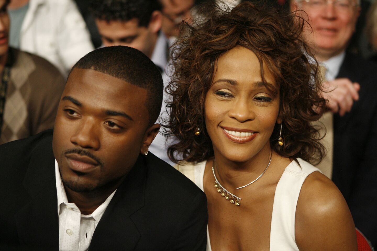 Whitney Houston Dies Pop Titan Was 48 Los Angeles Times