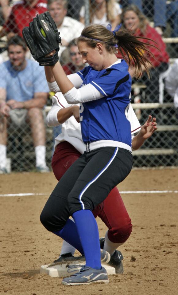 Photo Gallery: La Cañada vs. San Marino softball