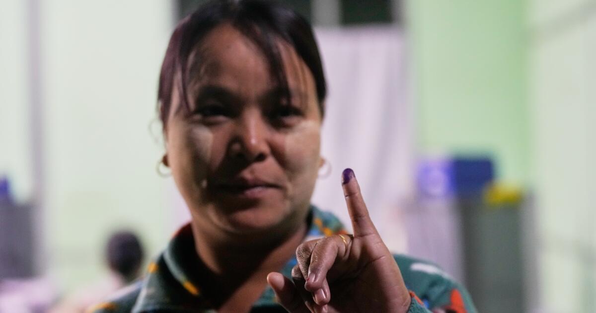 Myanmar está a realizar a sua última volta eleitoral. O resultado não está em dúvida Myanmar está a realizar a sua última volta eleitoral. O resultado não está em dúvida