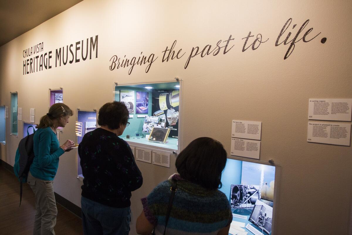 El Museo del Patrimonio de Chula Vista se encuentra en el interior de la biblioteca en Civic Center.