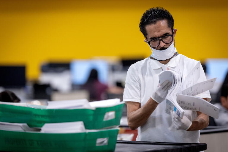 Measuring Threading Column: Voter ID ballot measure fixes a problem that doesn't exist ...
