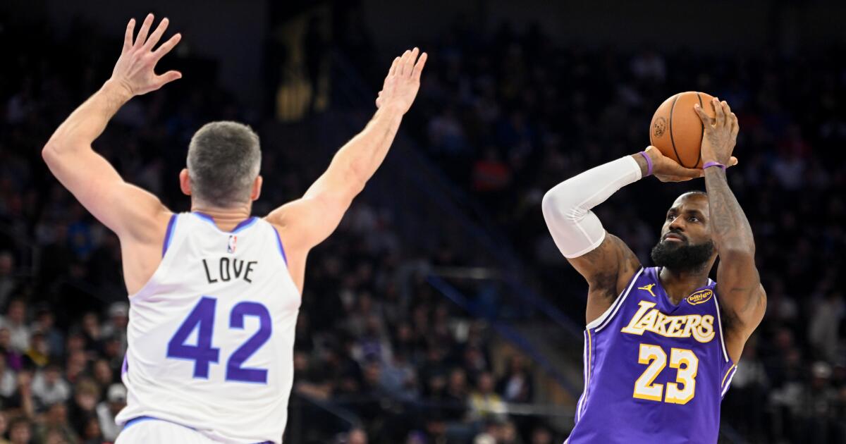 Lakers reply to JJ Redick’s name for change, rally to beat Jazz Lakers reply to JJ Redick’s name for change, rally to beat Jazz