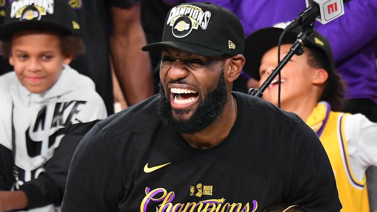 LeBron James shows it's good to be (the washed-up) King - Los Angeles Times