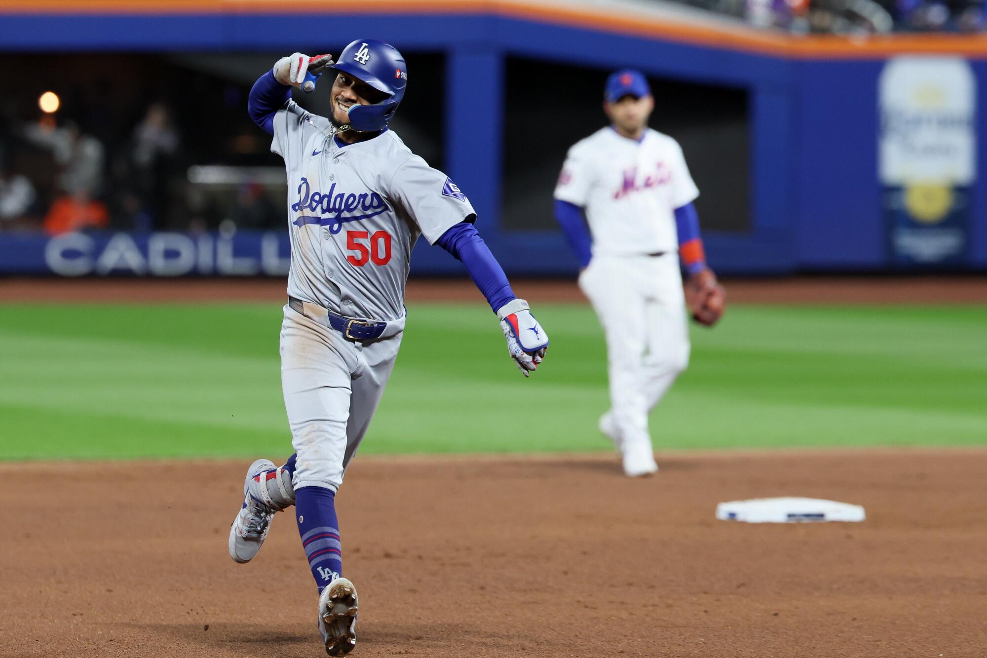 Dodgers Defeat Mets 10 2 In NLCS Game 4 Behind Stellar Hitting Los dodgers-defeat-mets-10-2-in-nlcs-game-4-behind-stellar-hitting-los