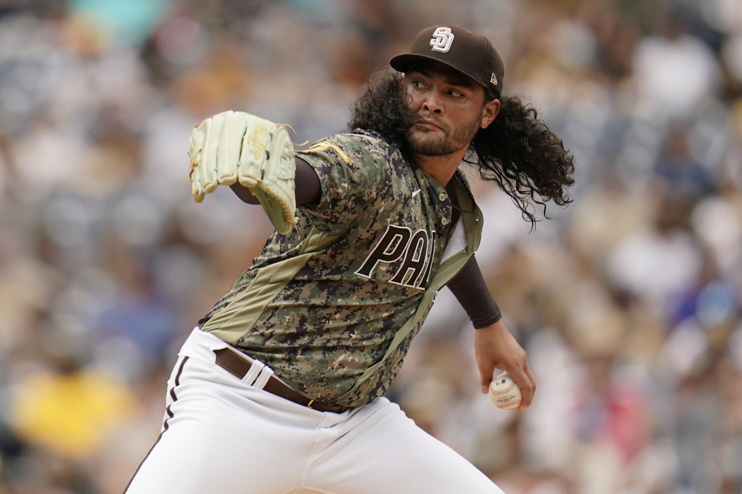 CRUZ MISSILE!! Nelson Cruz hits FIRST home run in Padres uniform