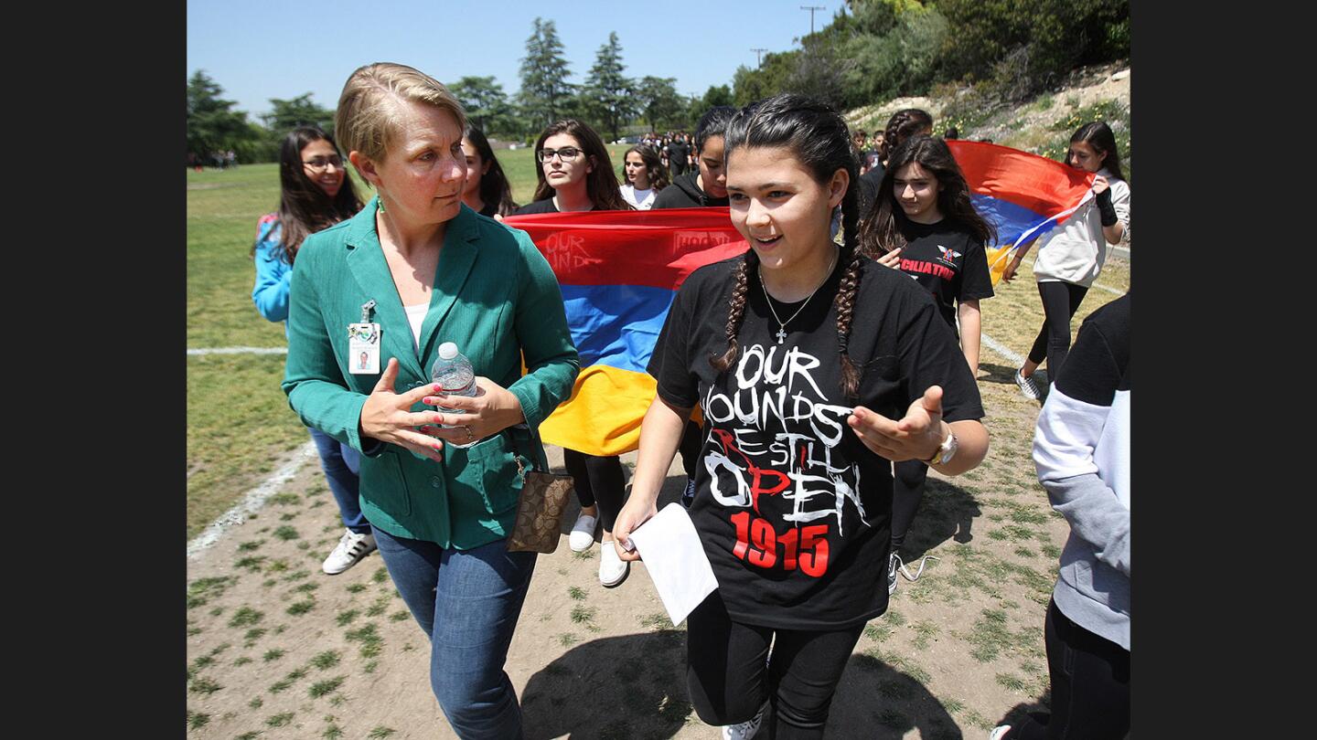 Photo Gallery: Armenian lunchtime walk at Rosemont Middle School