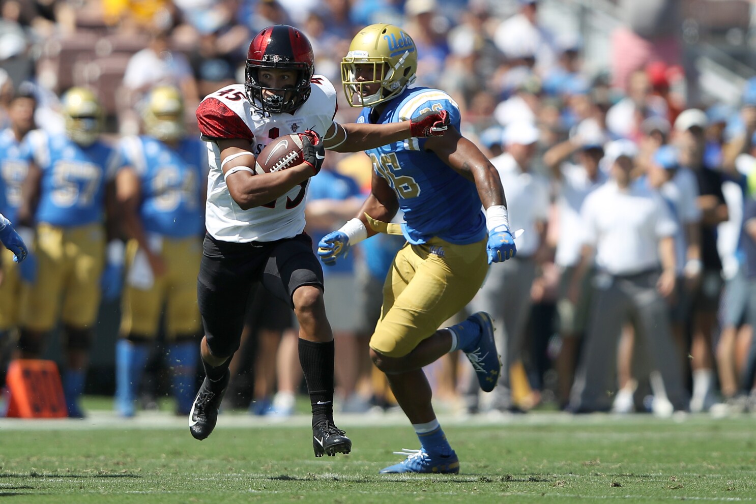Aztecs Wr Jesse Matthews A Burlsworth Trophy Nominee The San