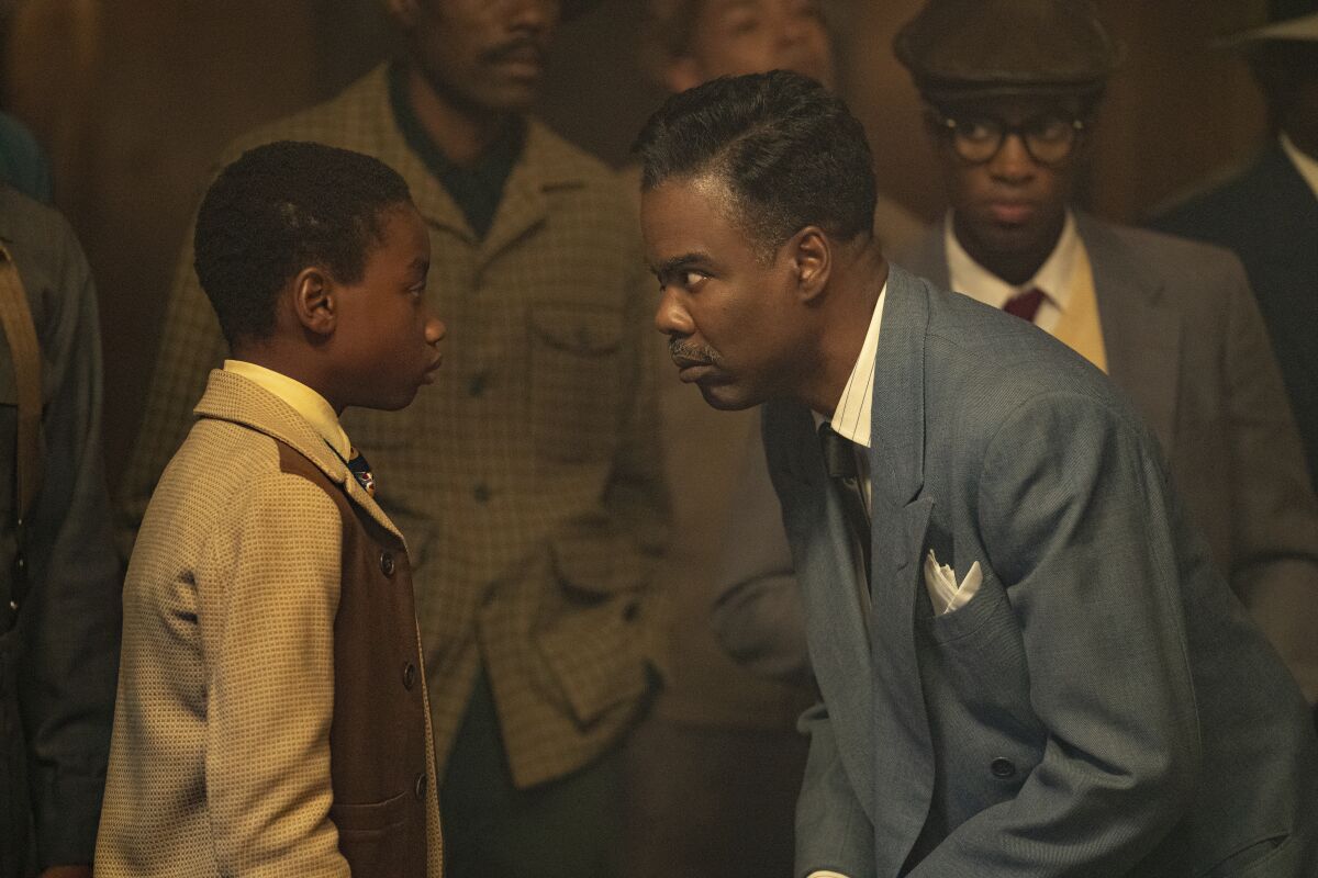 Rodney Jones as Satchel Cannon and Chris Rock as Loy Cannon in a scene from "Fargo."